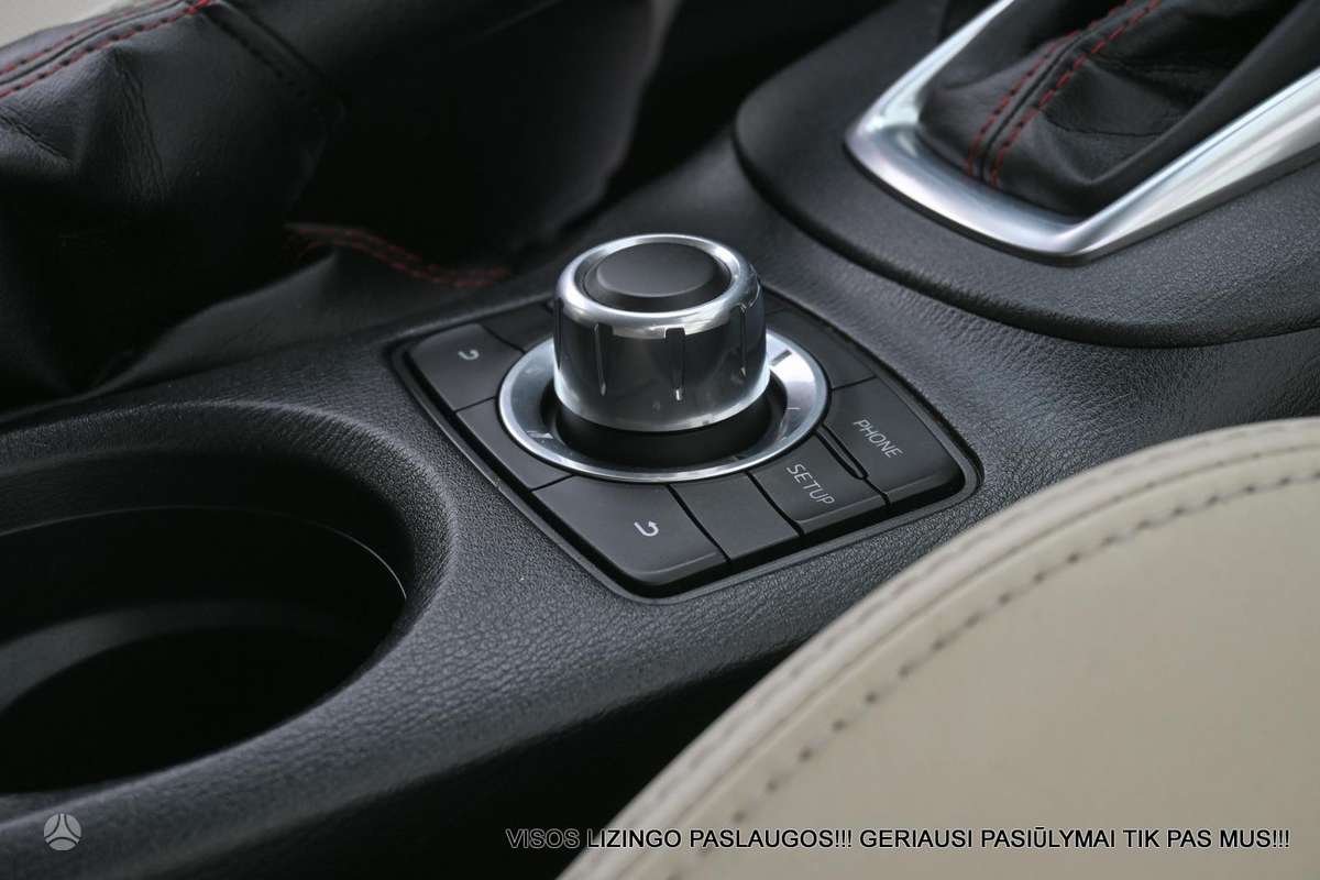 Mazda CX-5, 2.2 l., off-road / crossover