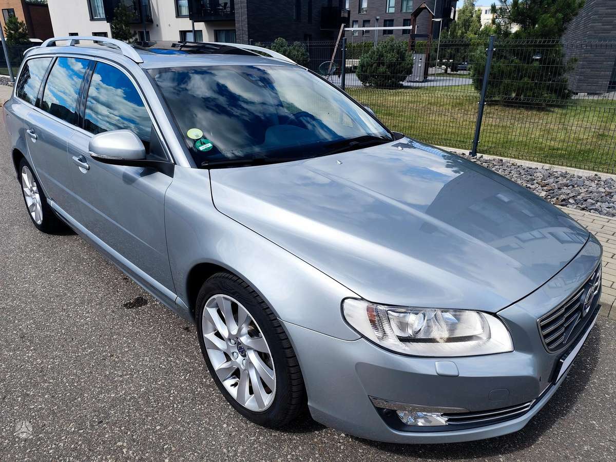Volvo V70, 2.0 l., Универсал