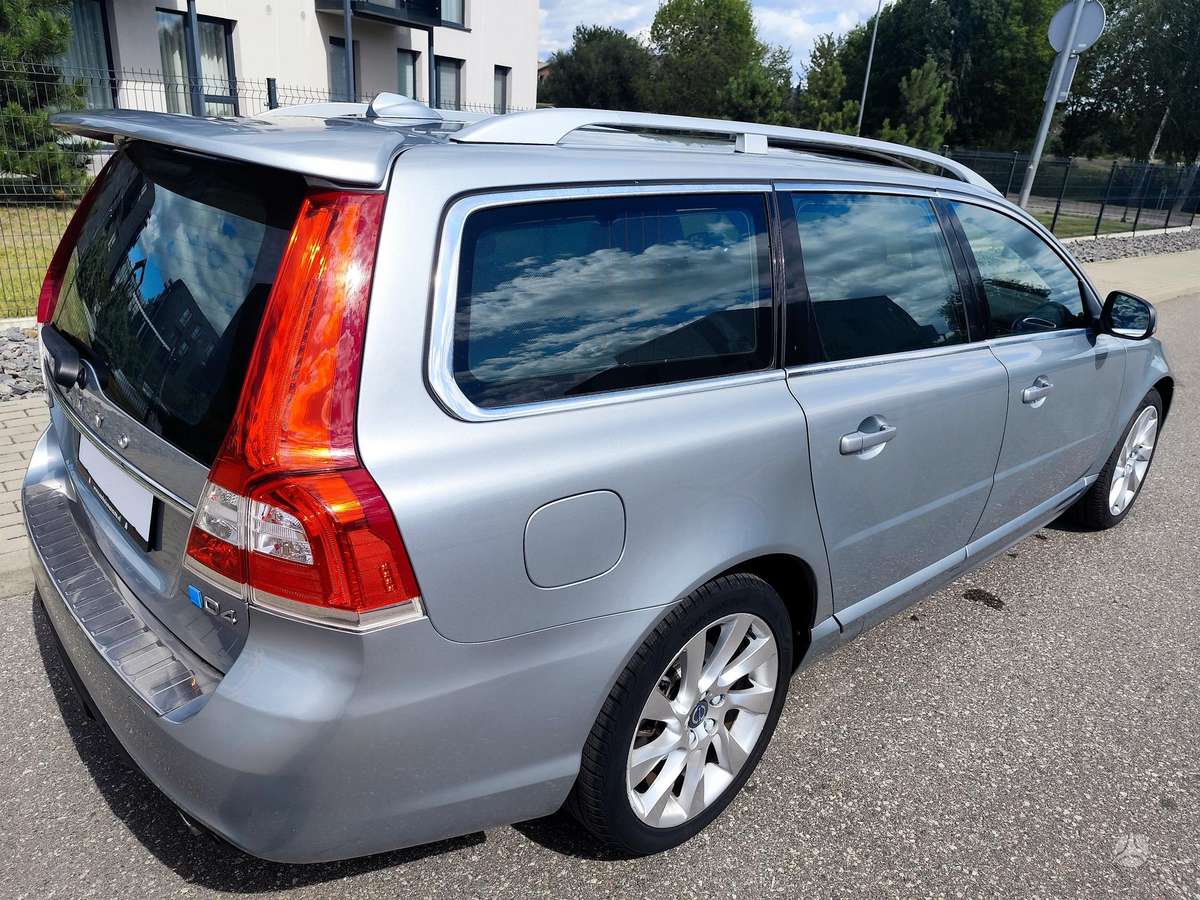 Volvo V70, 2.0 l., wagon