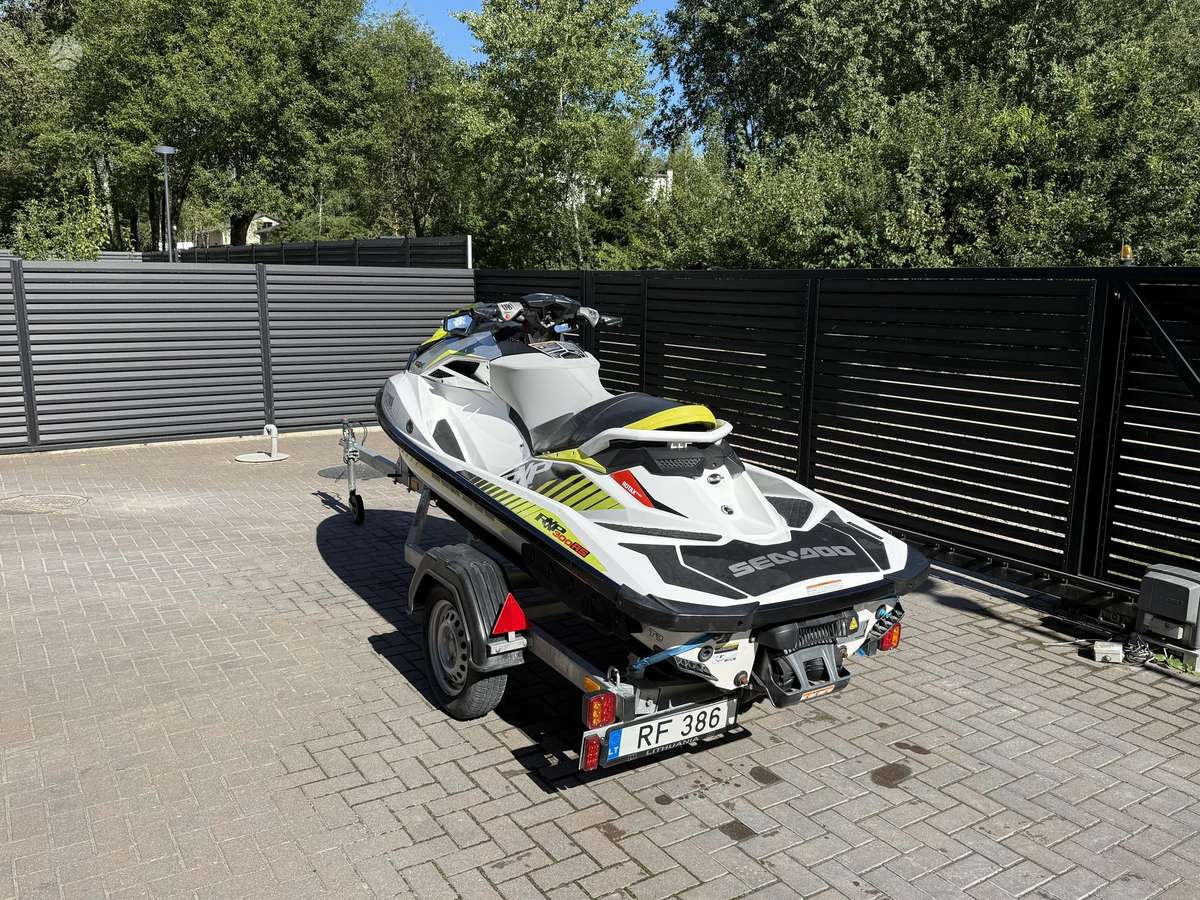 Sea-Doo RXP300 RS, водные мотоциклы