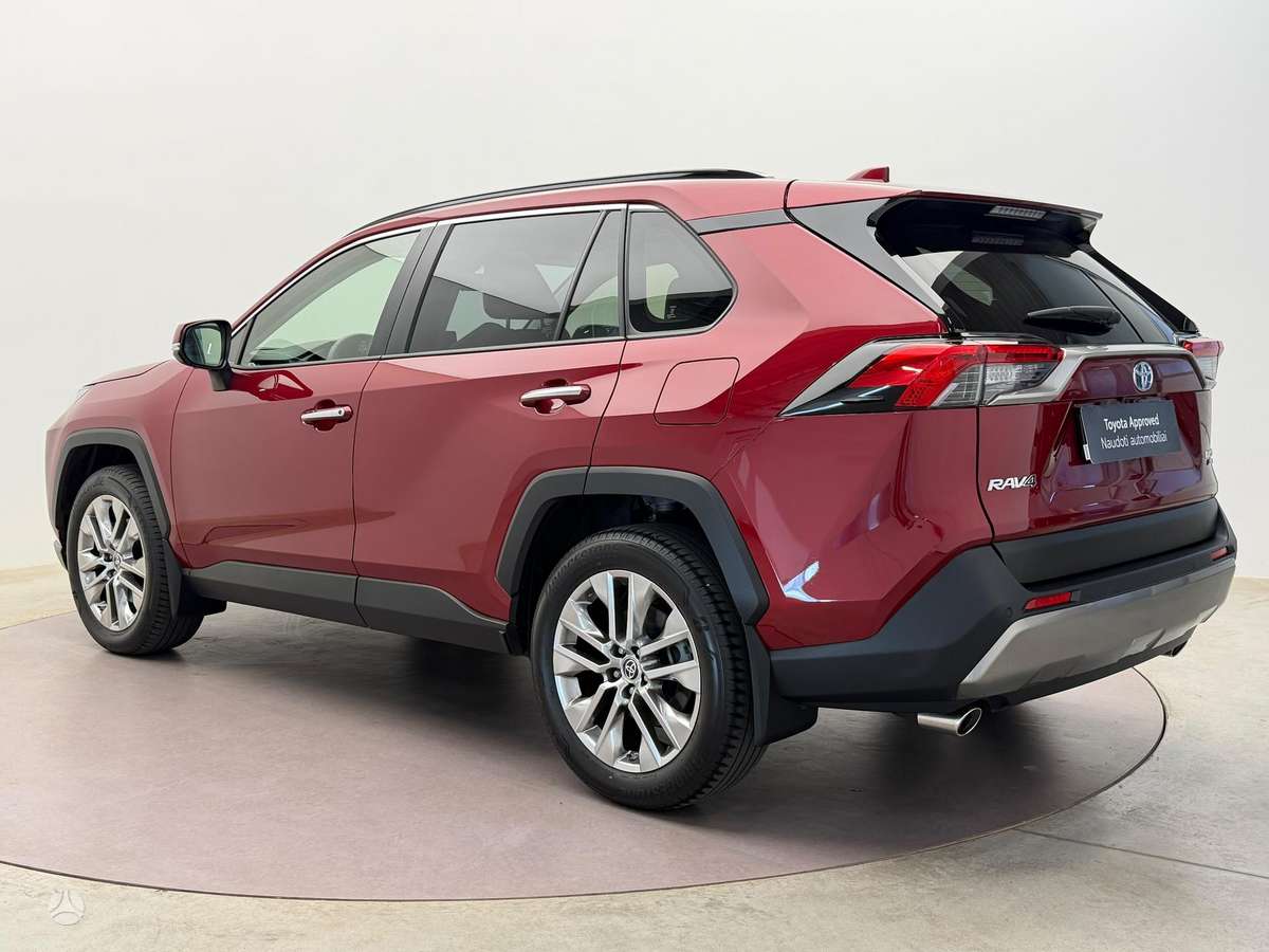 Toyota RAV4 - 6