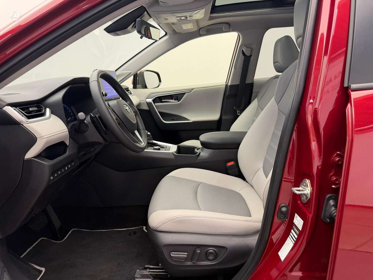 Toyota RAV4 - 9