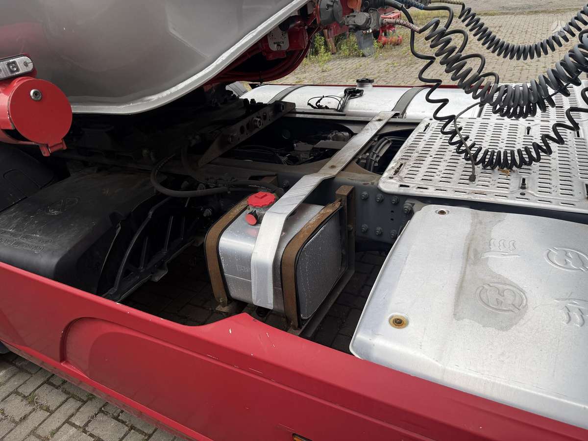 DAF XF 450, 2 miegamosios vietos