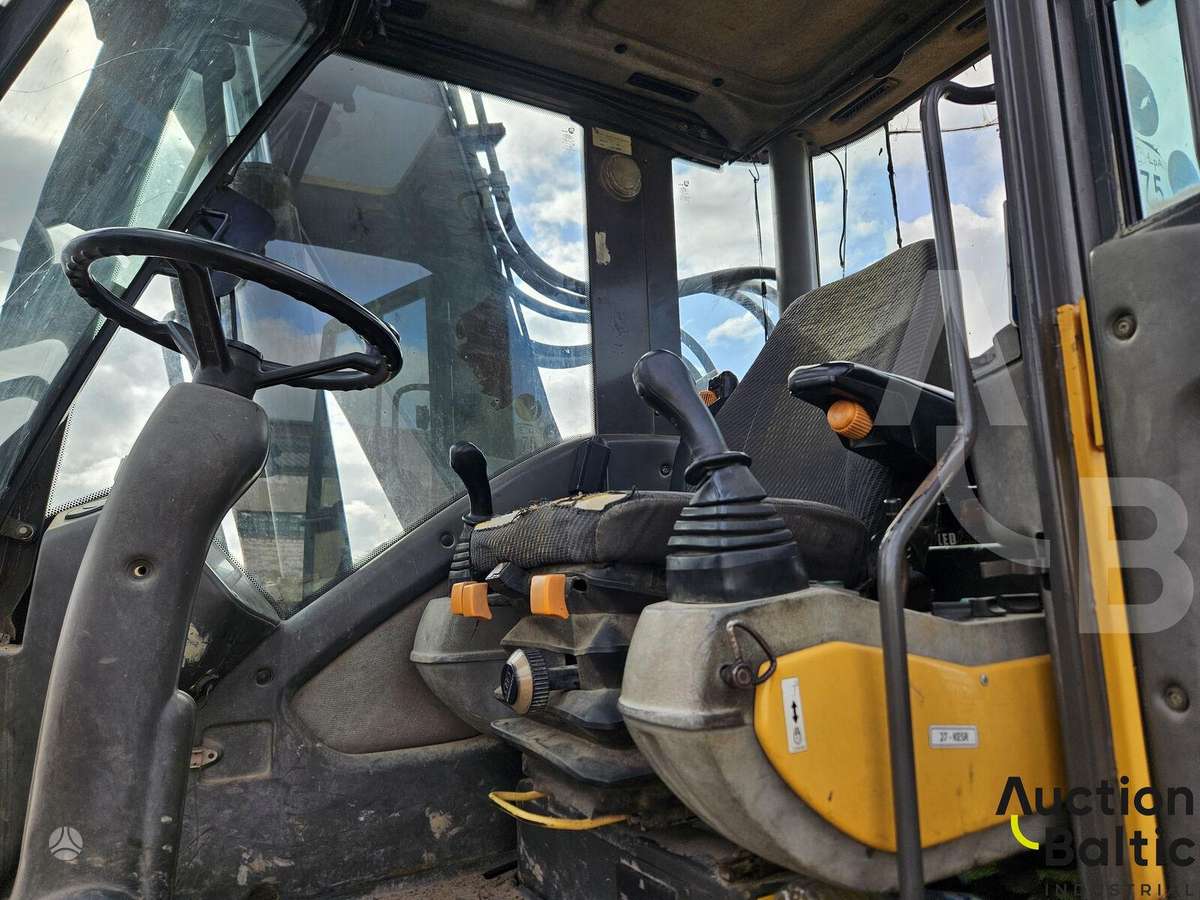 Volvo EW 140, ekskavatoriai