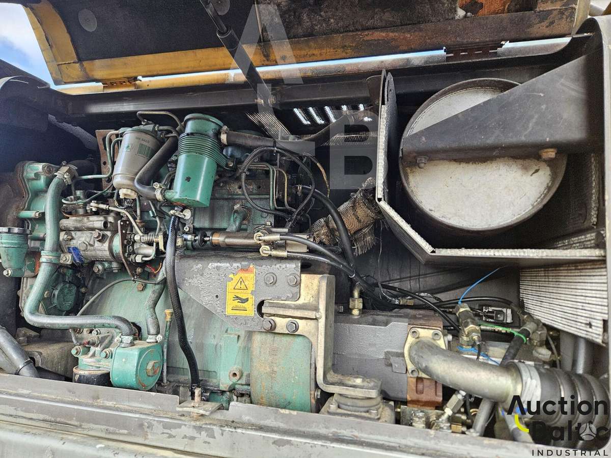 Volvo EW 140, excavator