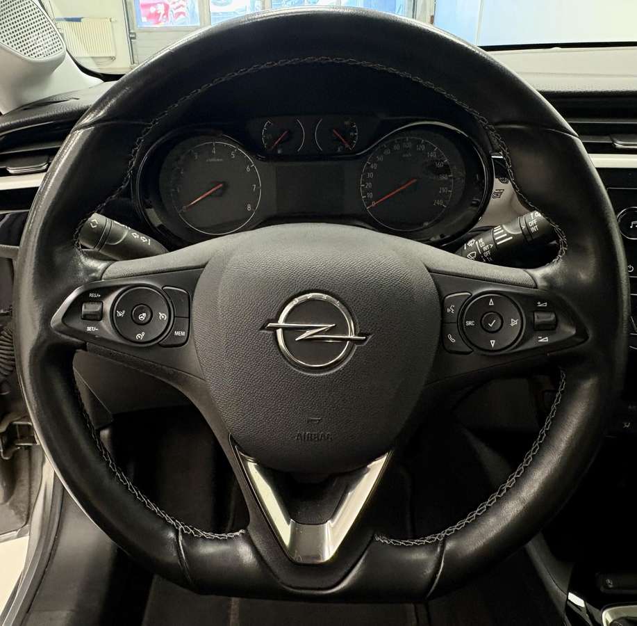 Opel Corsa, 1.2 l., hatchback