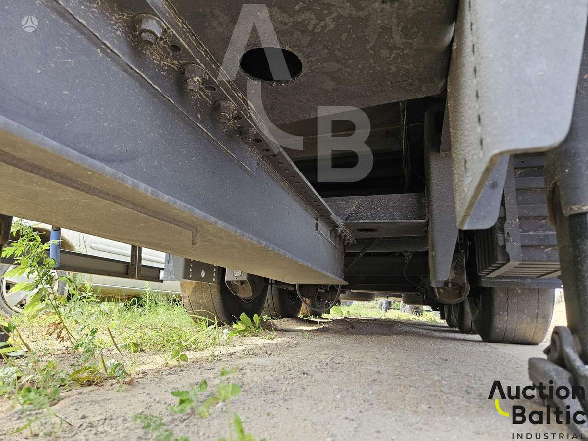 Schmitz SCB*C3, užuolaidinės / tentinės