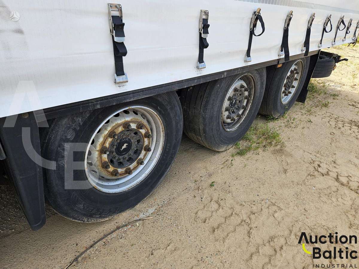 Schmitz SCB*C3, užuolaidinės / tentinės