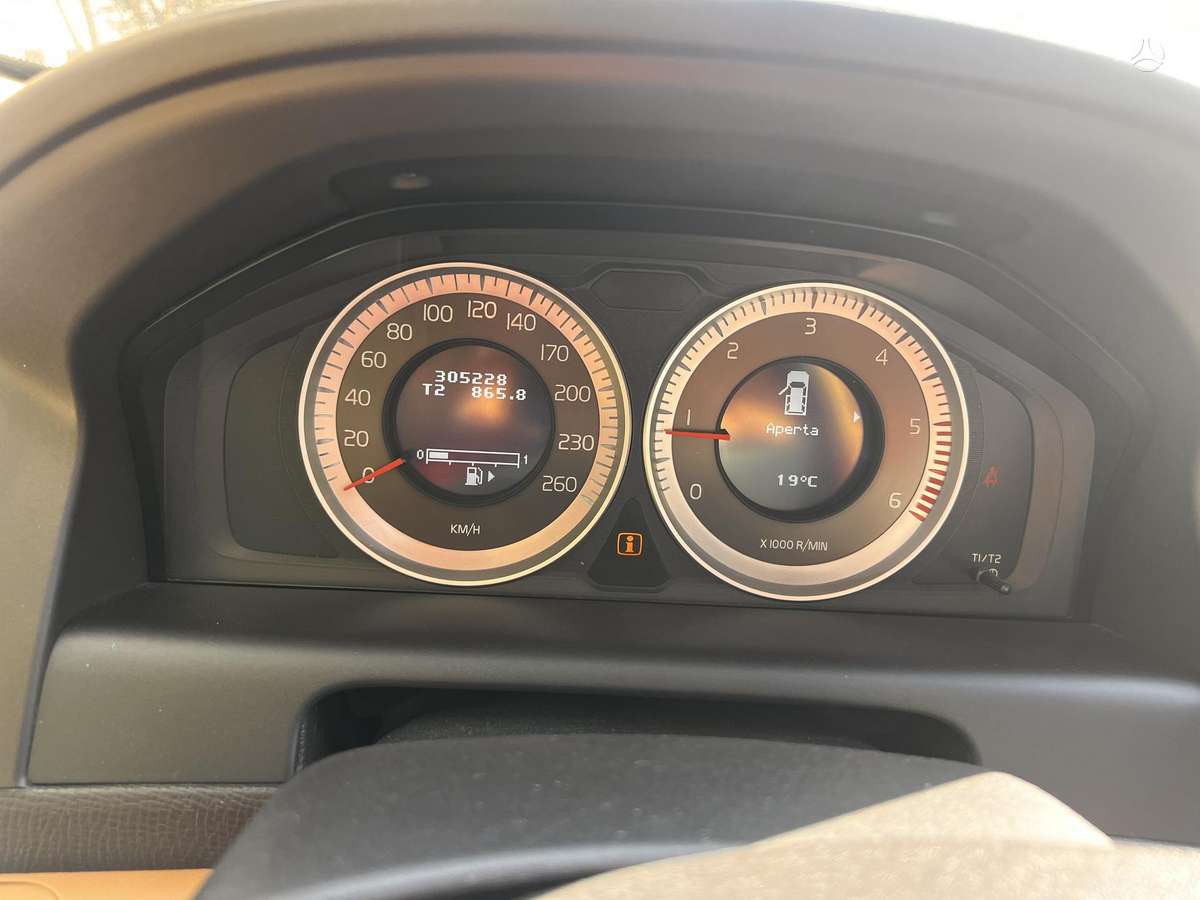 Volvo XC60 - 12