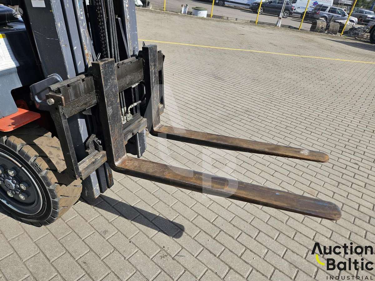 Heli CDP35, forklifts