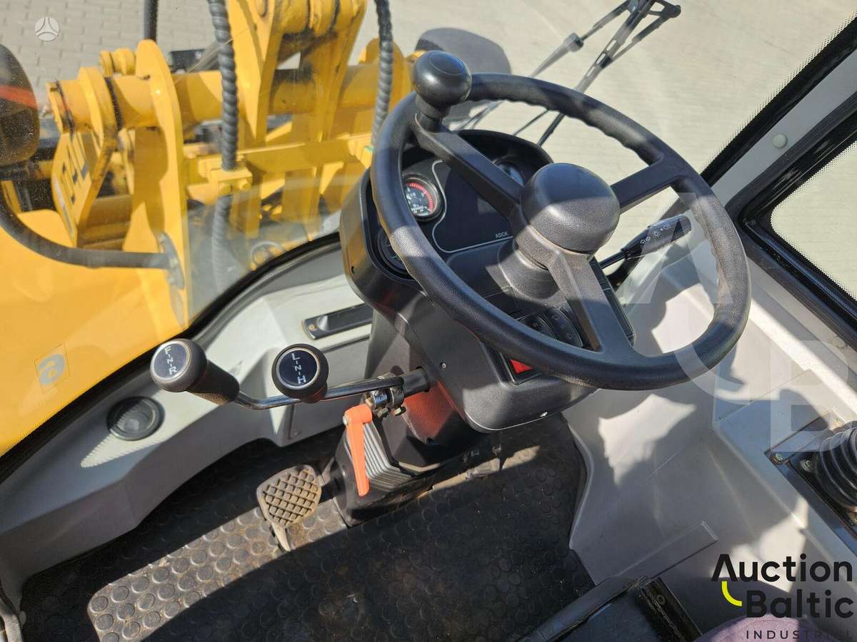 -Kita- 1040 ZL-08, frontal loader