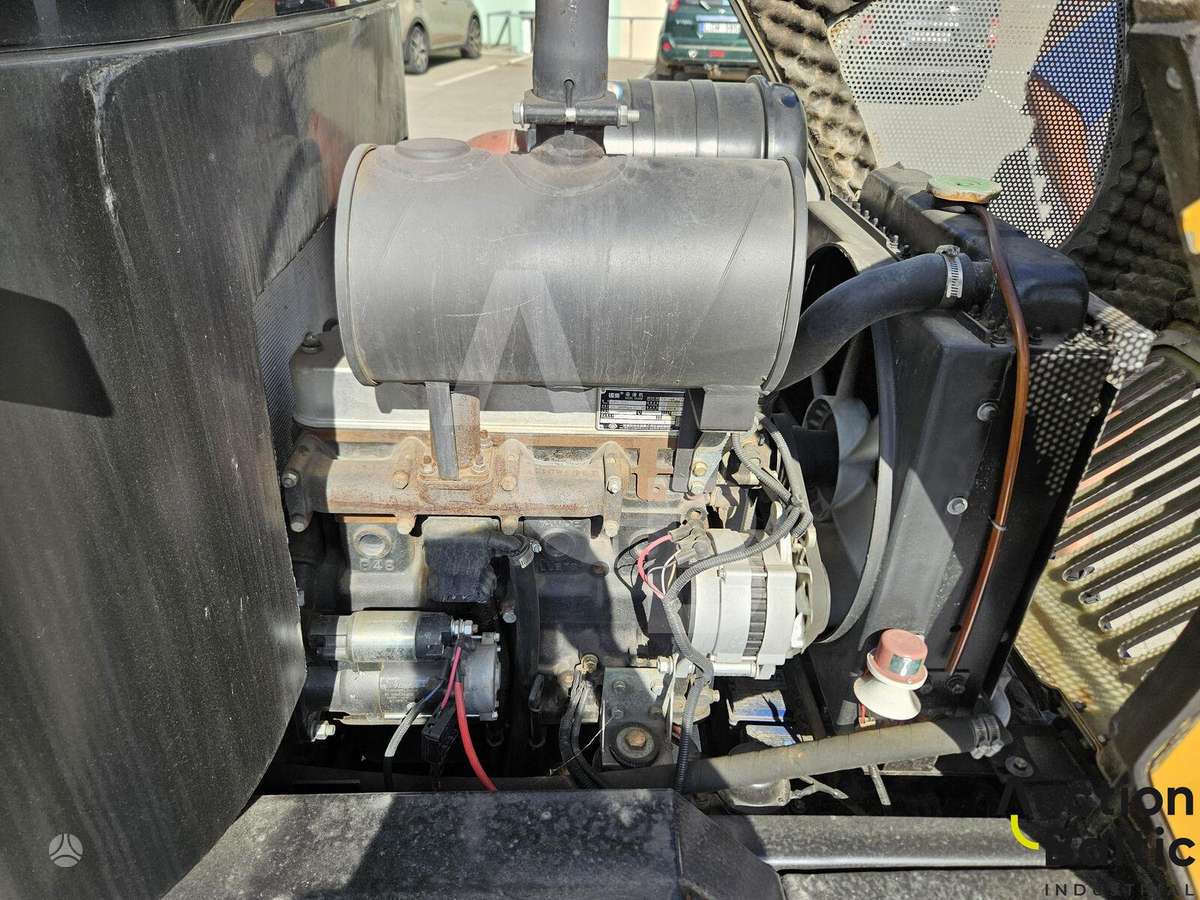 -Kita- 1040 ZL-08, frontal loader