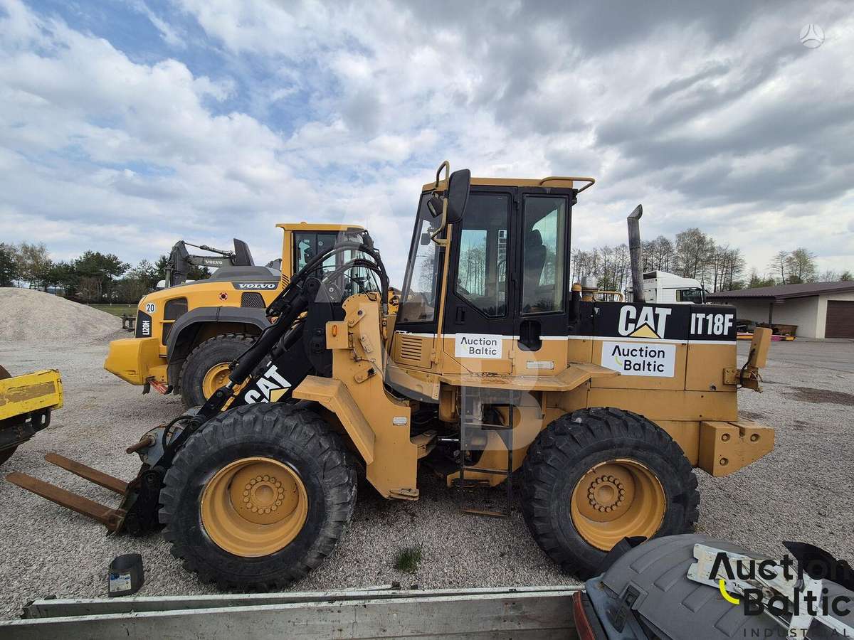 Caterpillar IT 18 F, frontal loader