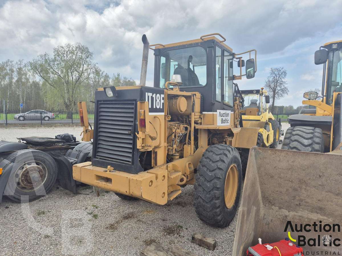 Caterpillar IT 18 F, frontal loader