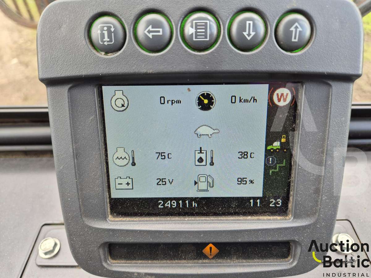John Deere 1010 E, форвардеры