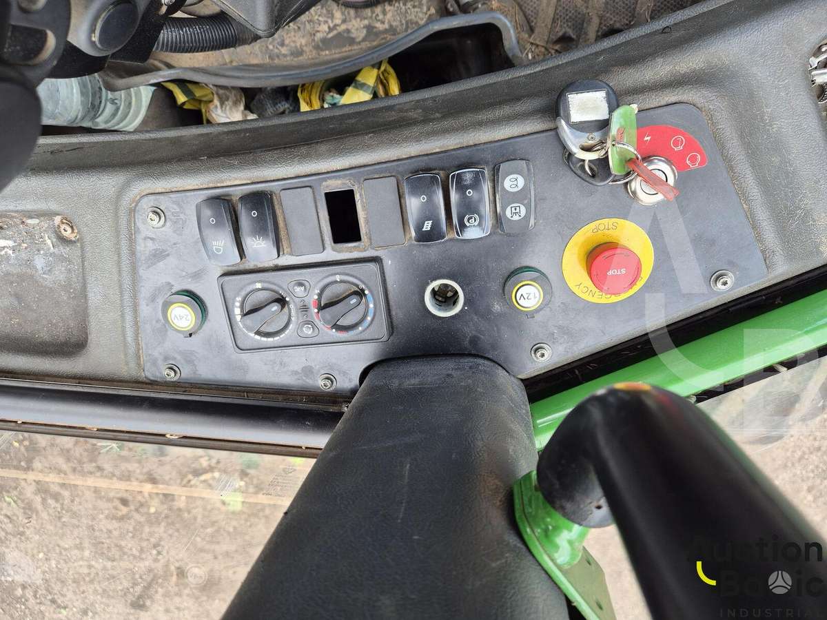 John Deere 1010 E, forwarders