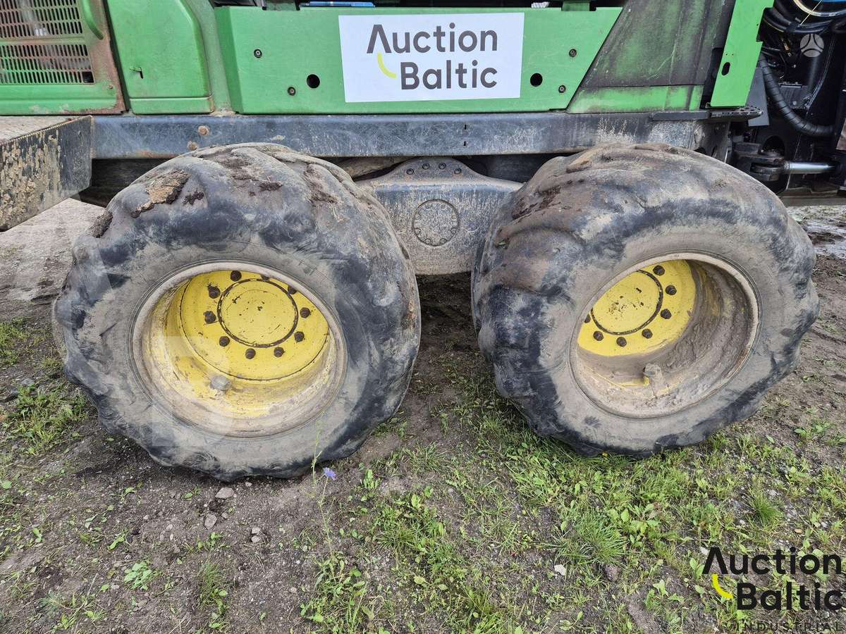 John Deere 1010 E, forwarders