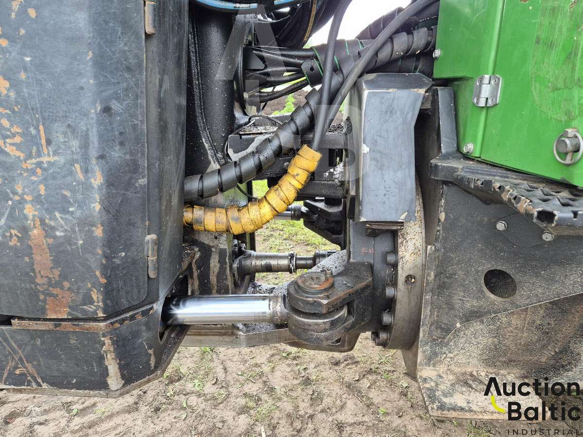 John Deere 1010 E, форвардеры