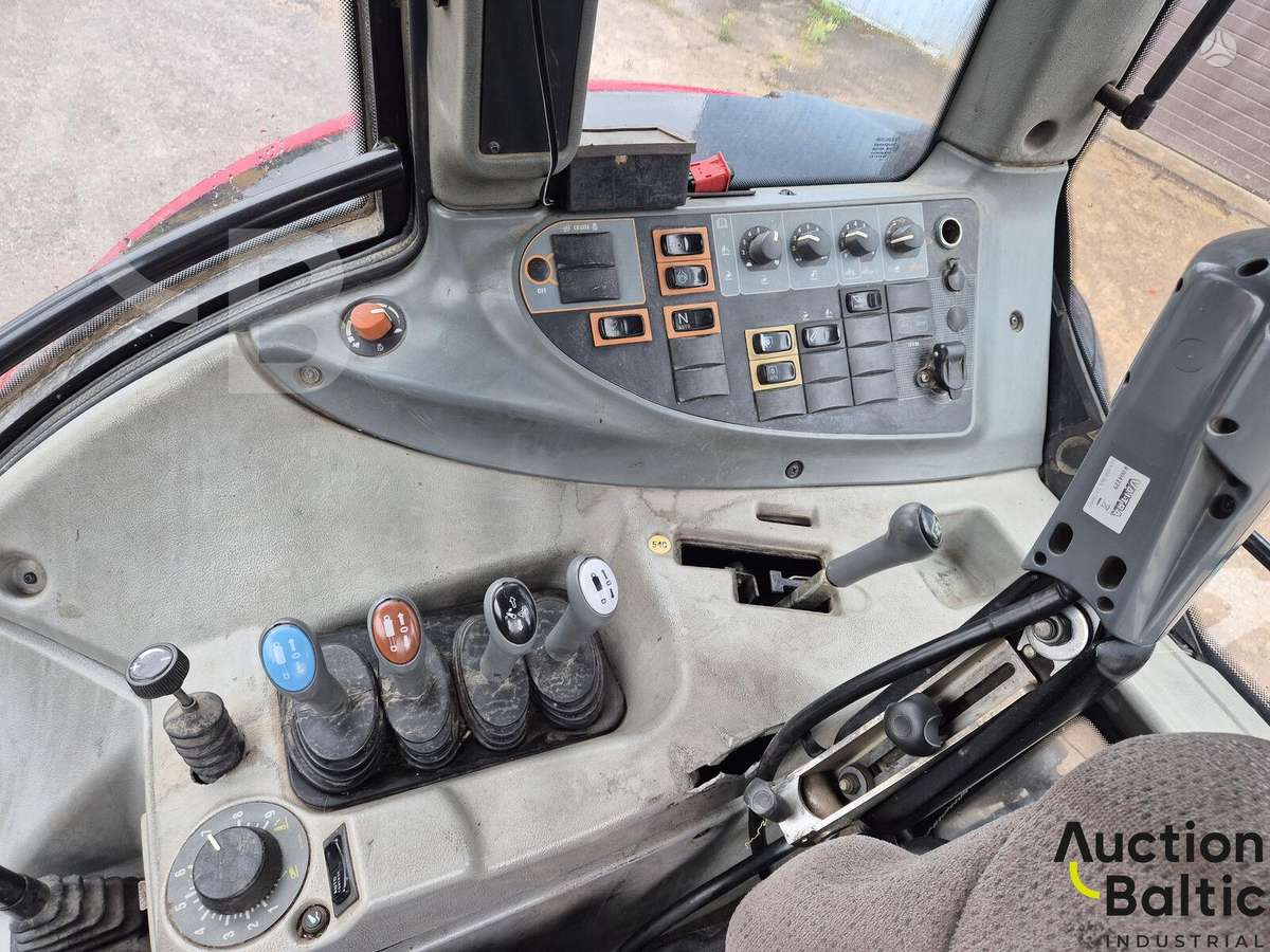 Valtra N141H, тракторы