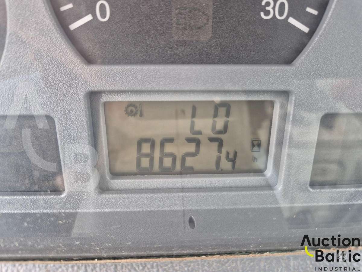 Valtra N141H, traktoriai