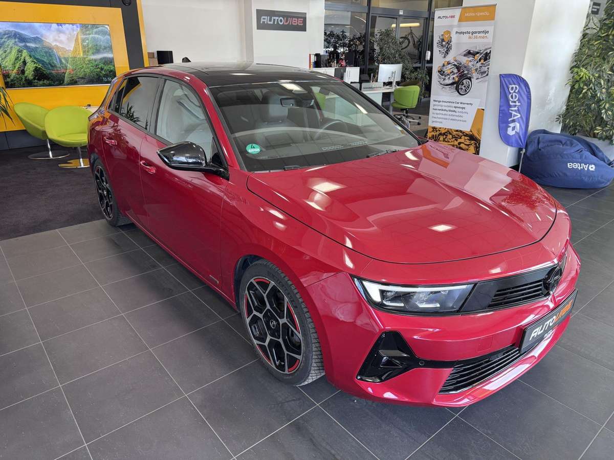 Opel Astra, 1.2 l., hatchback
