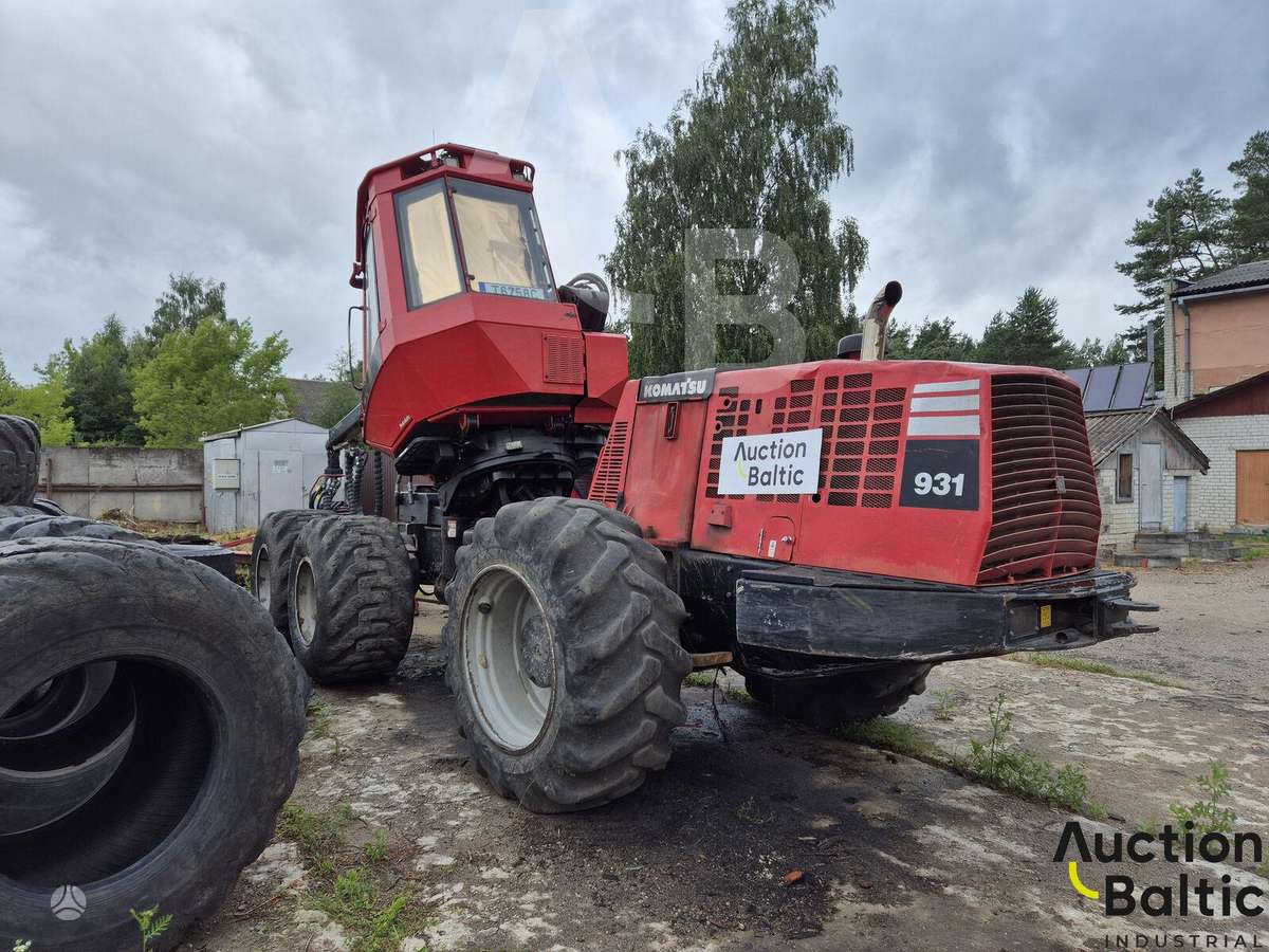 Komatsu 931, харвестеры