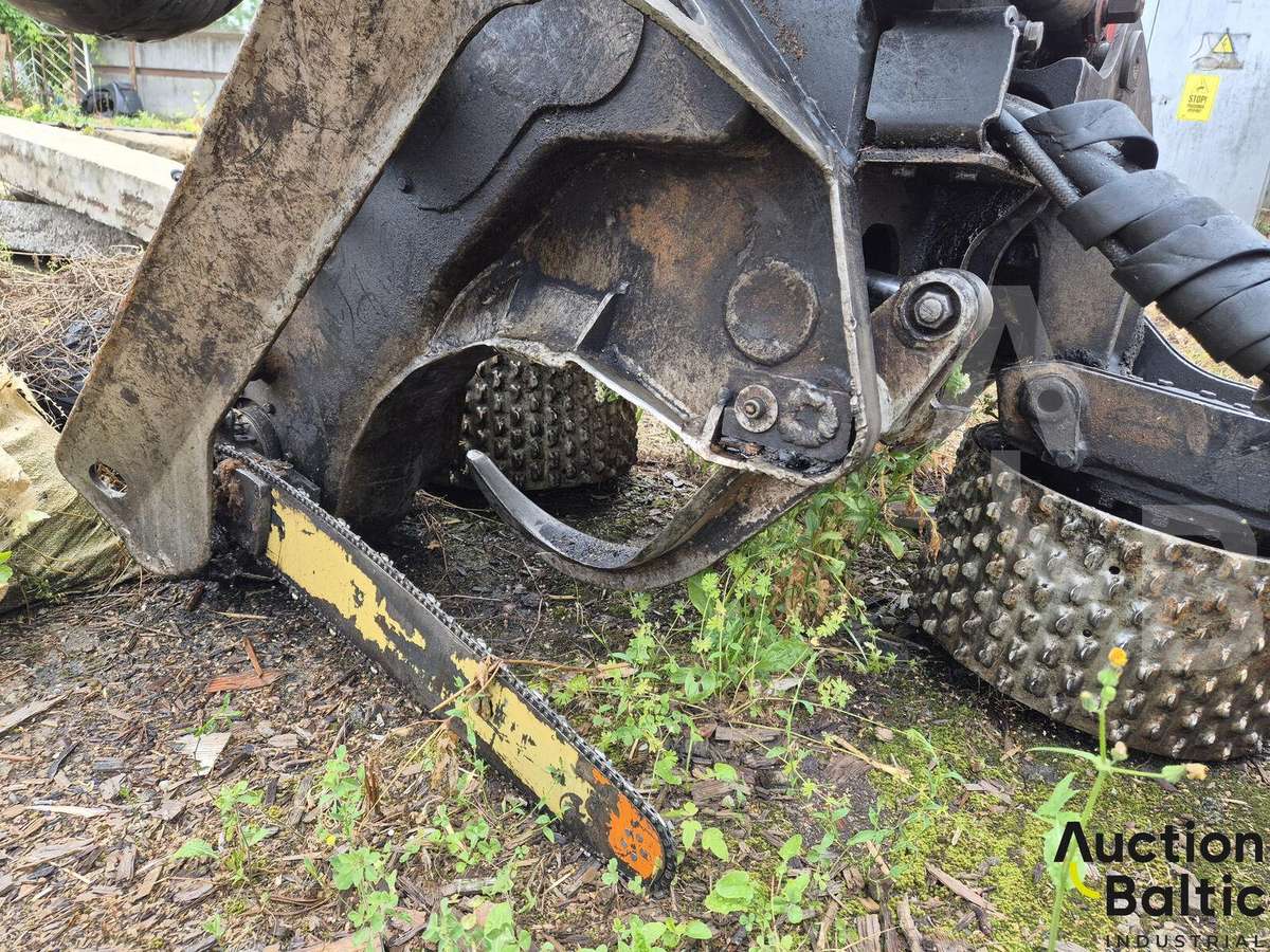 Komatsu 931, харвестеры