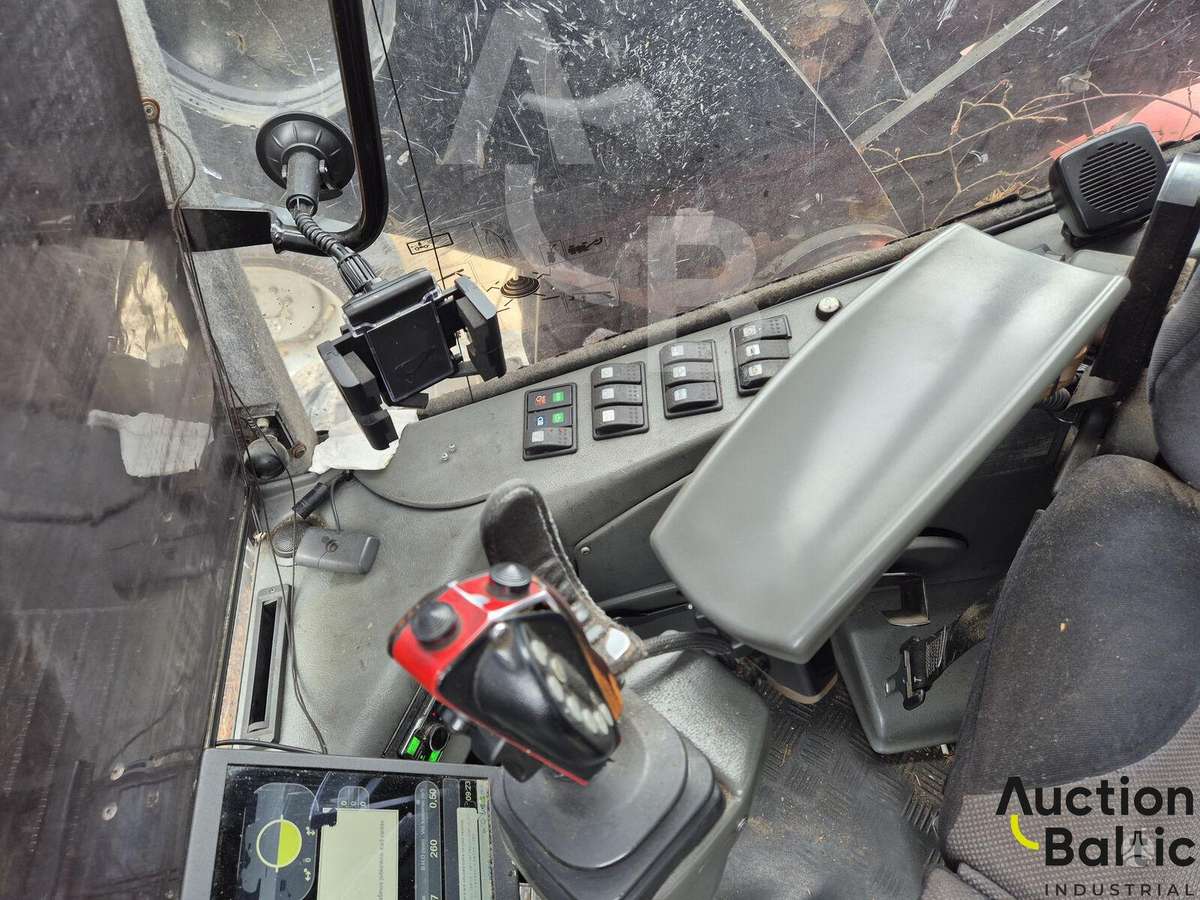 Komatsu 931, харвестеры