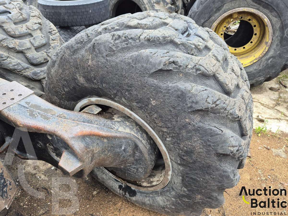 Komatsu 931, харвестеры