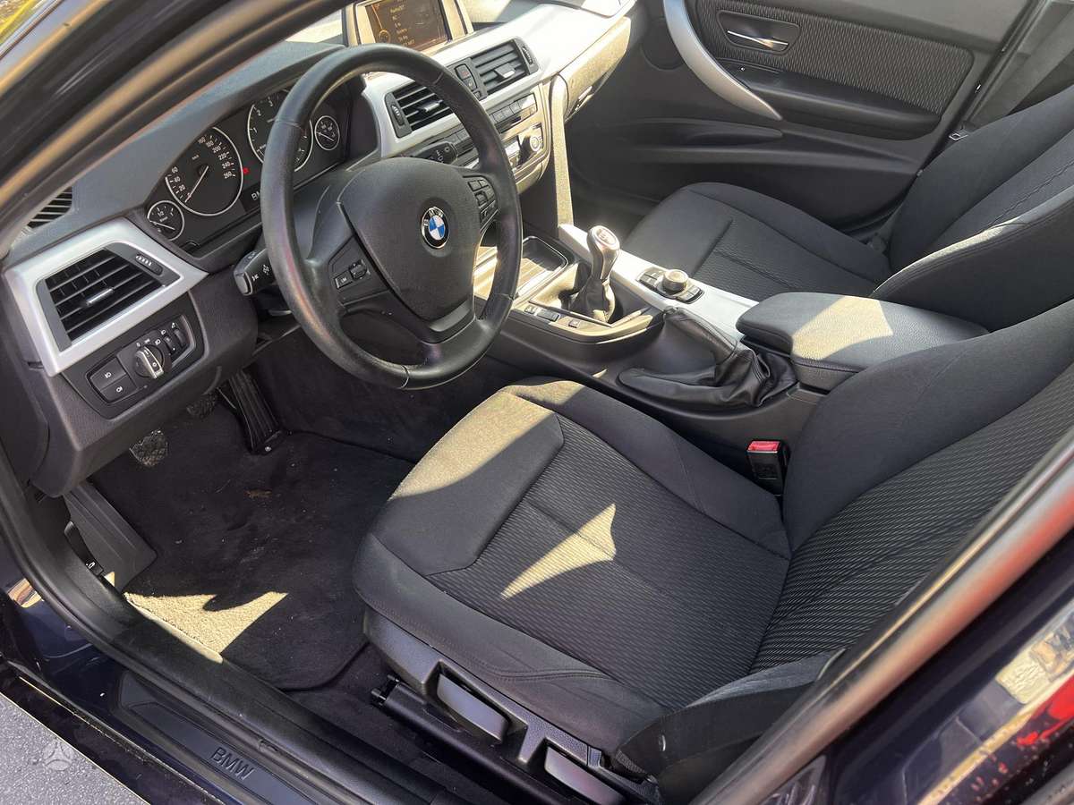 BMW 320, 2.0 l., sedanas