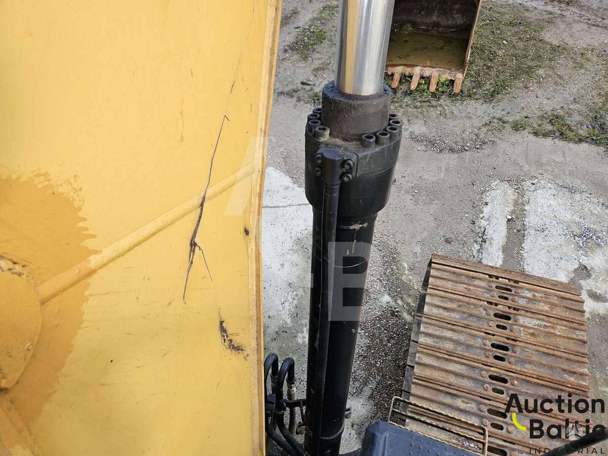 Caterpillar 320 EL, ekskavatori