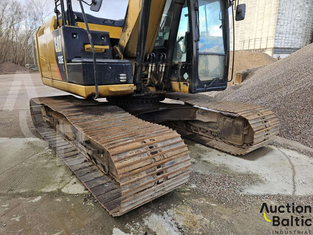 Caterpillar 320 EL, excavator
