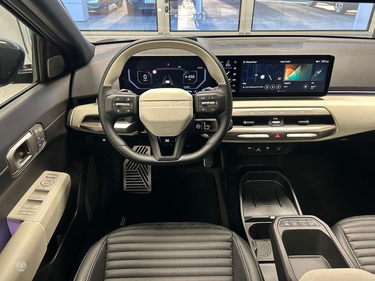 Kia EV4, 81 kWh, hatchback