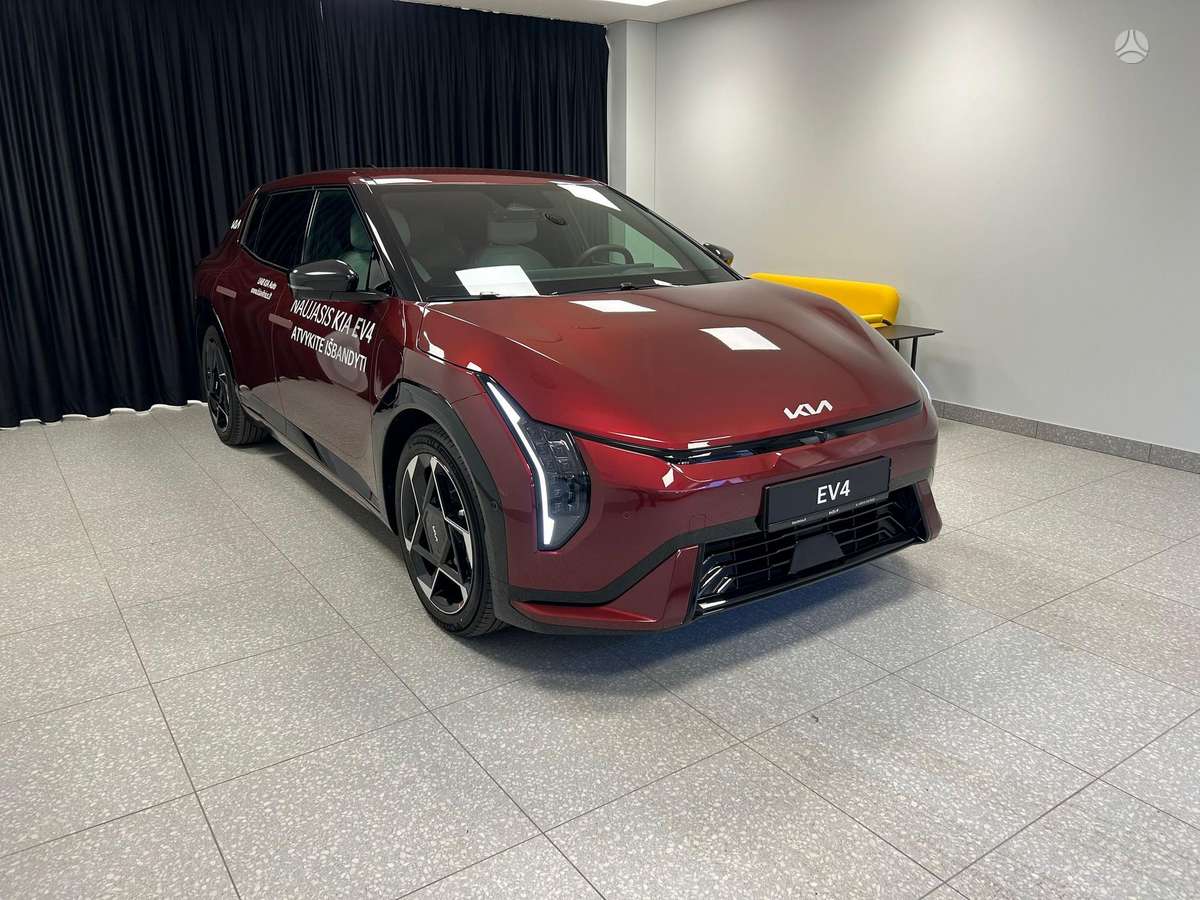 Kia EV4, 81 kWh, hatchback