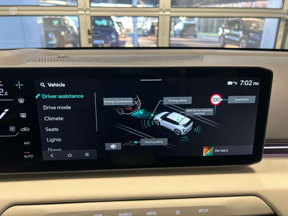 Kia EV4, 81 kWh, hatchback