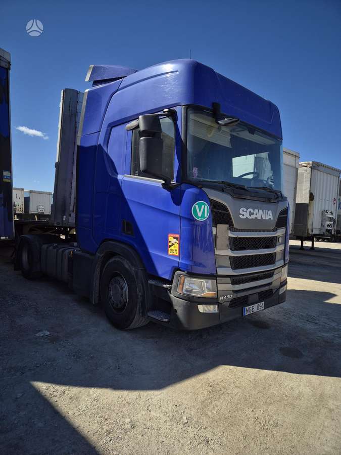 Scania R450, double sleeper