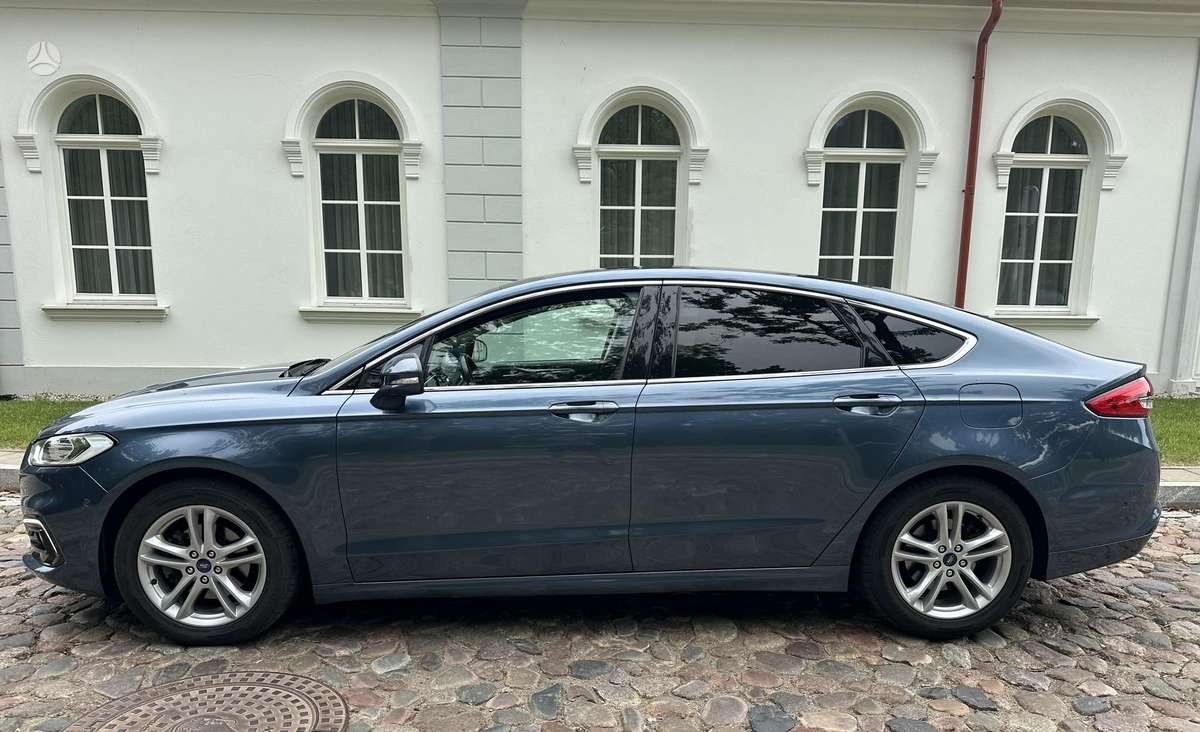 Ford Mondeo, hatchback