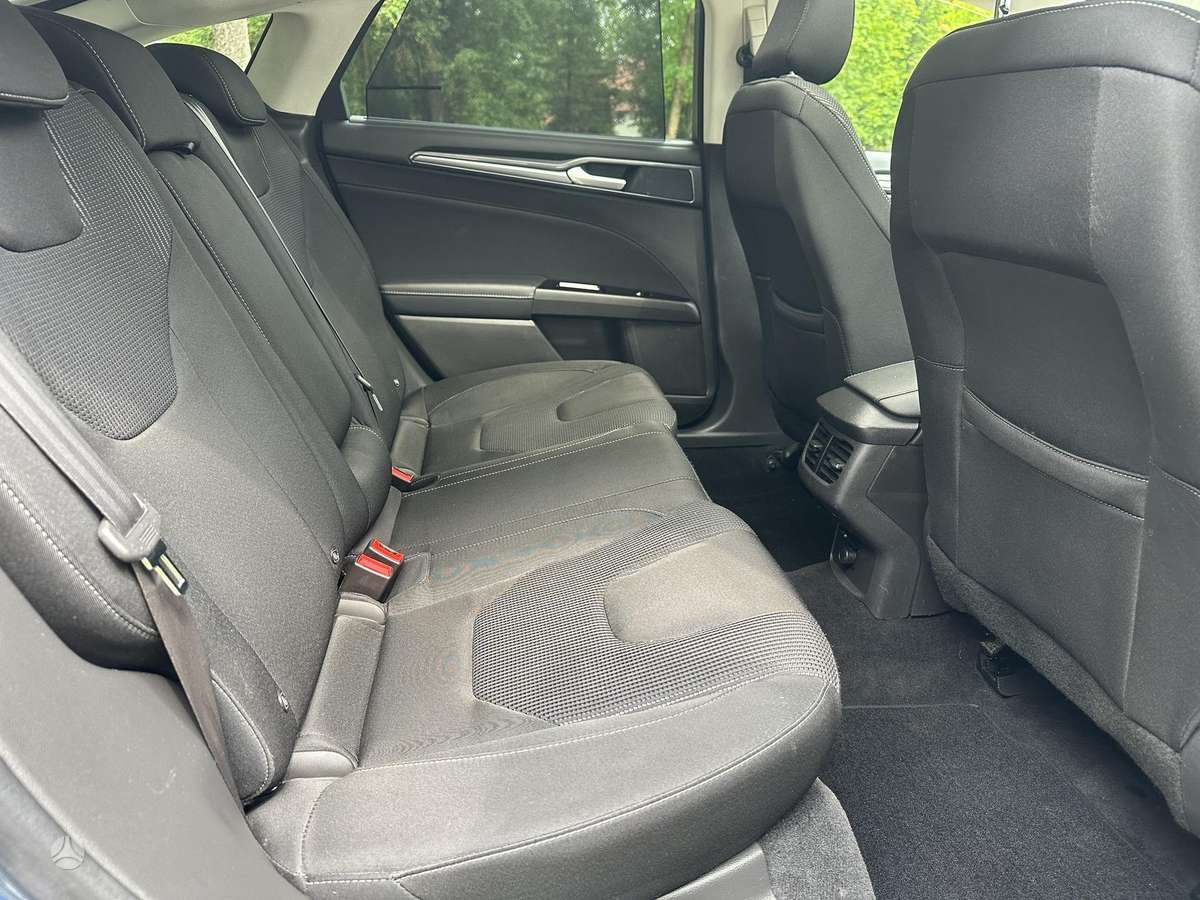 Ford Mondeo, hatchback