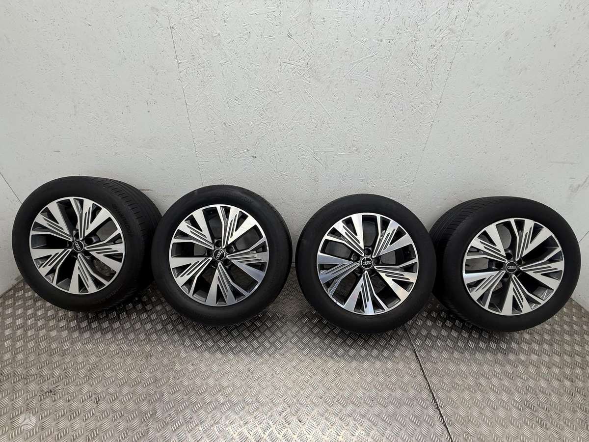 Audi Q4 e-tron, lengvojo lydinio, R19