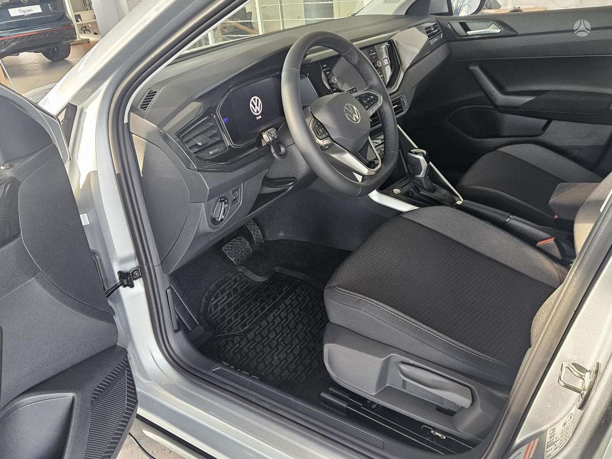Volkswagen Taigo, hatchback