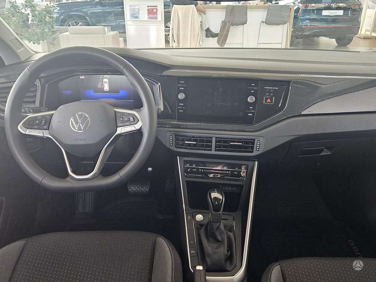 Volkswagen Taigo, hatchback