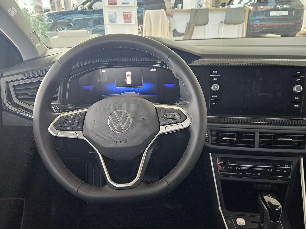 Volkswagen Taigo, hatchback