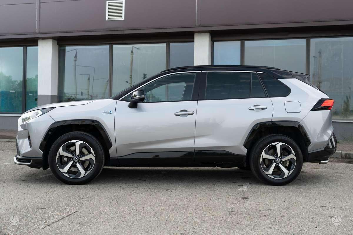 Toyota RAV4 - 2