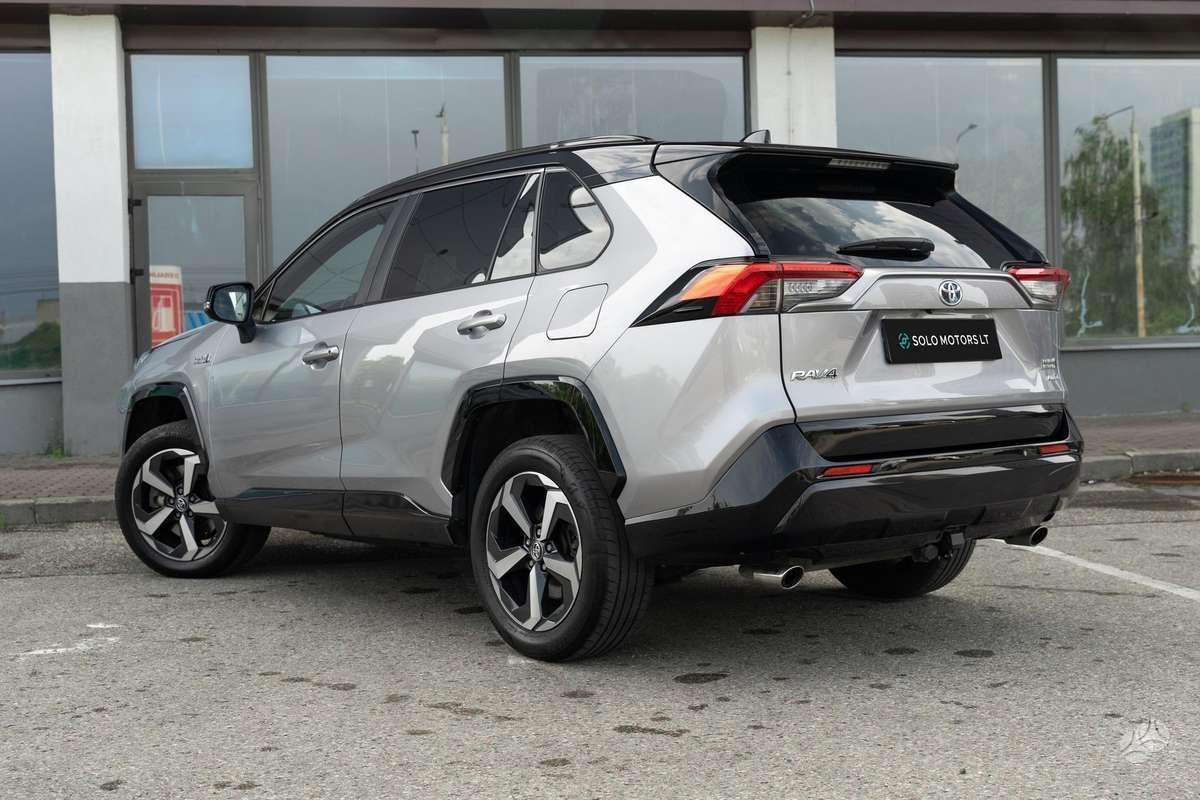 Toyota RAV4 - 3