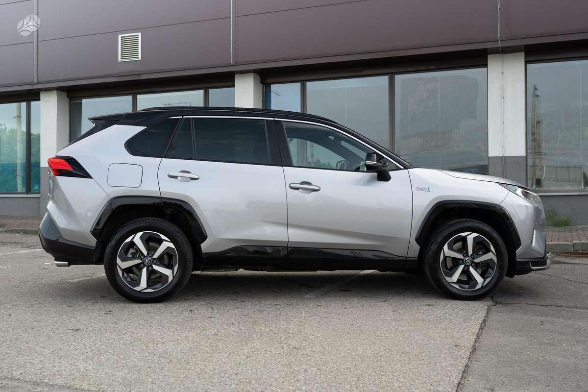 Toyota RAV4 - 5