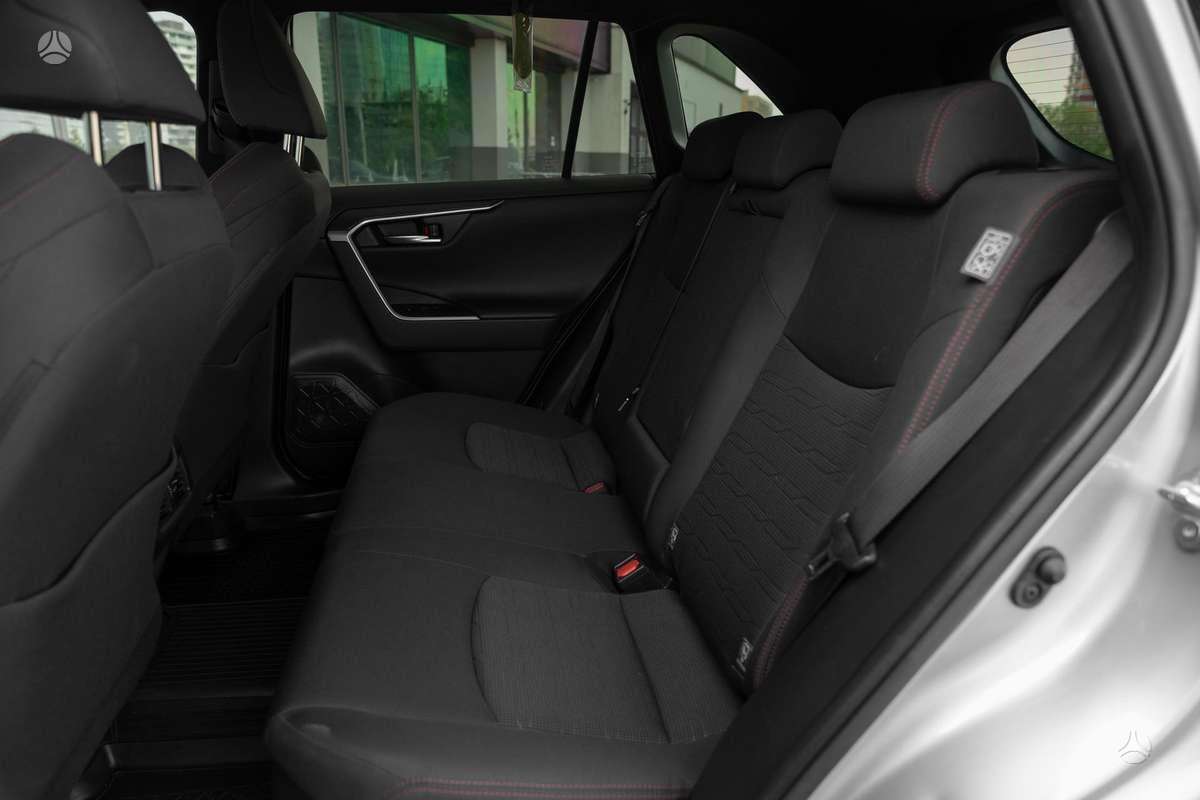 Toyota RAV4 - 12