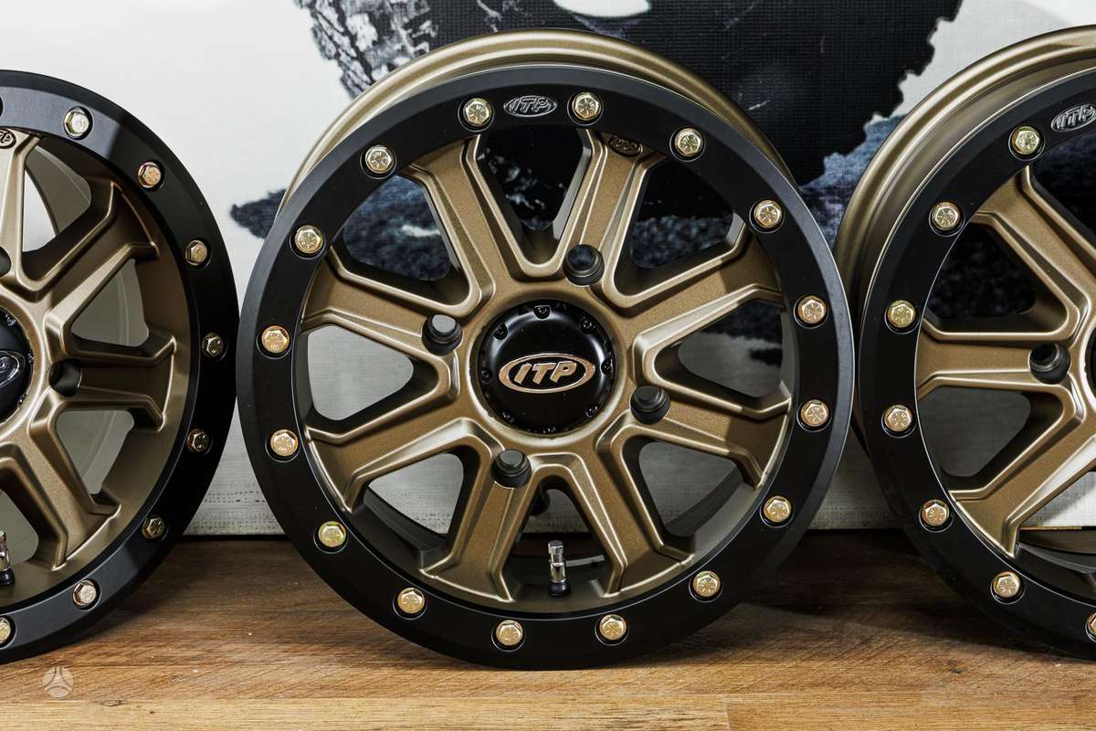 -Kita- -kita-, atv / quad