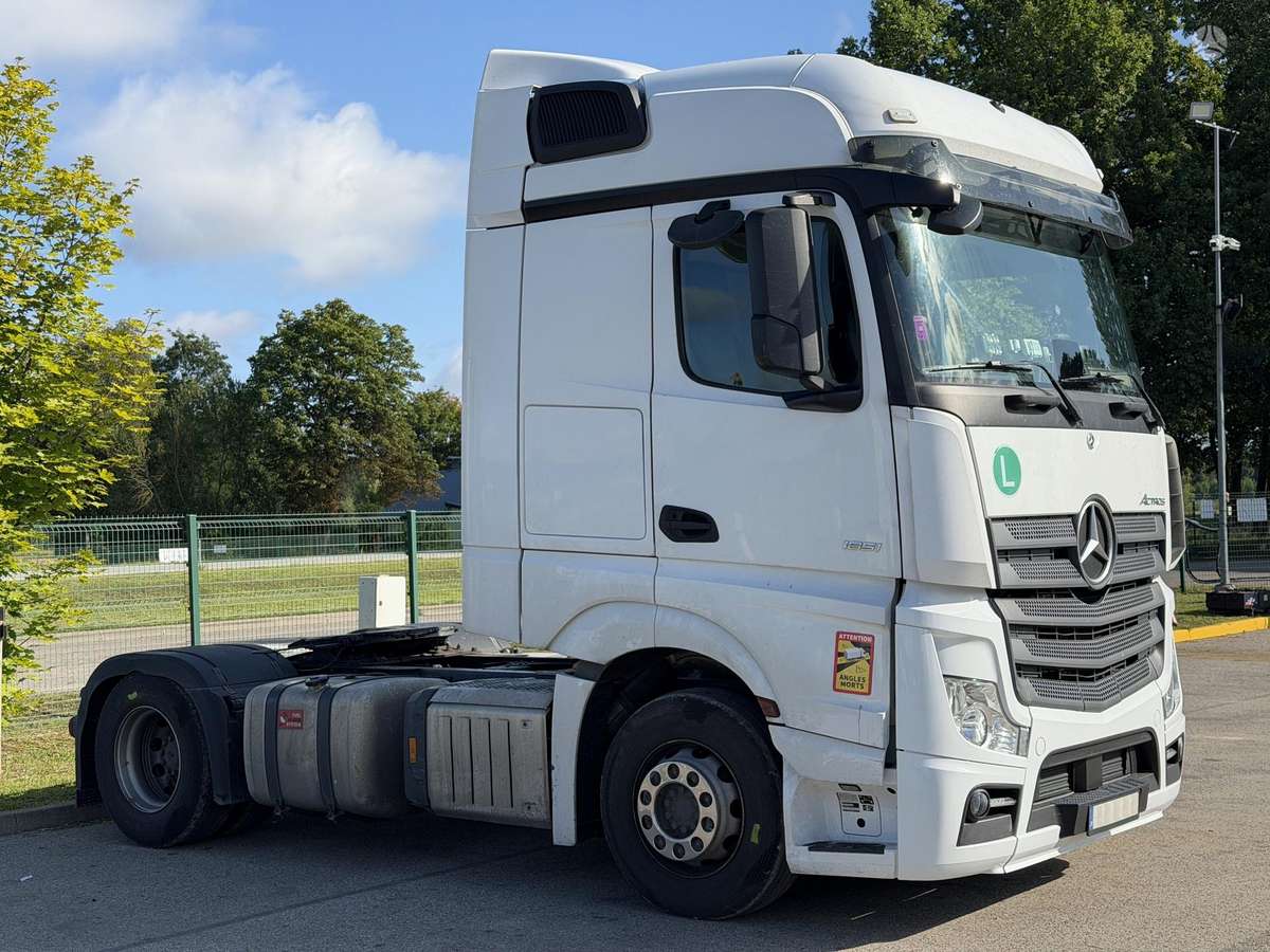 Mercedes-Benz Actros 1851 LS, double sleeper