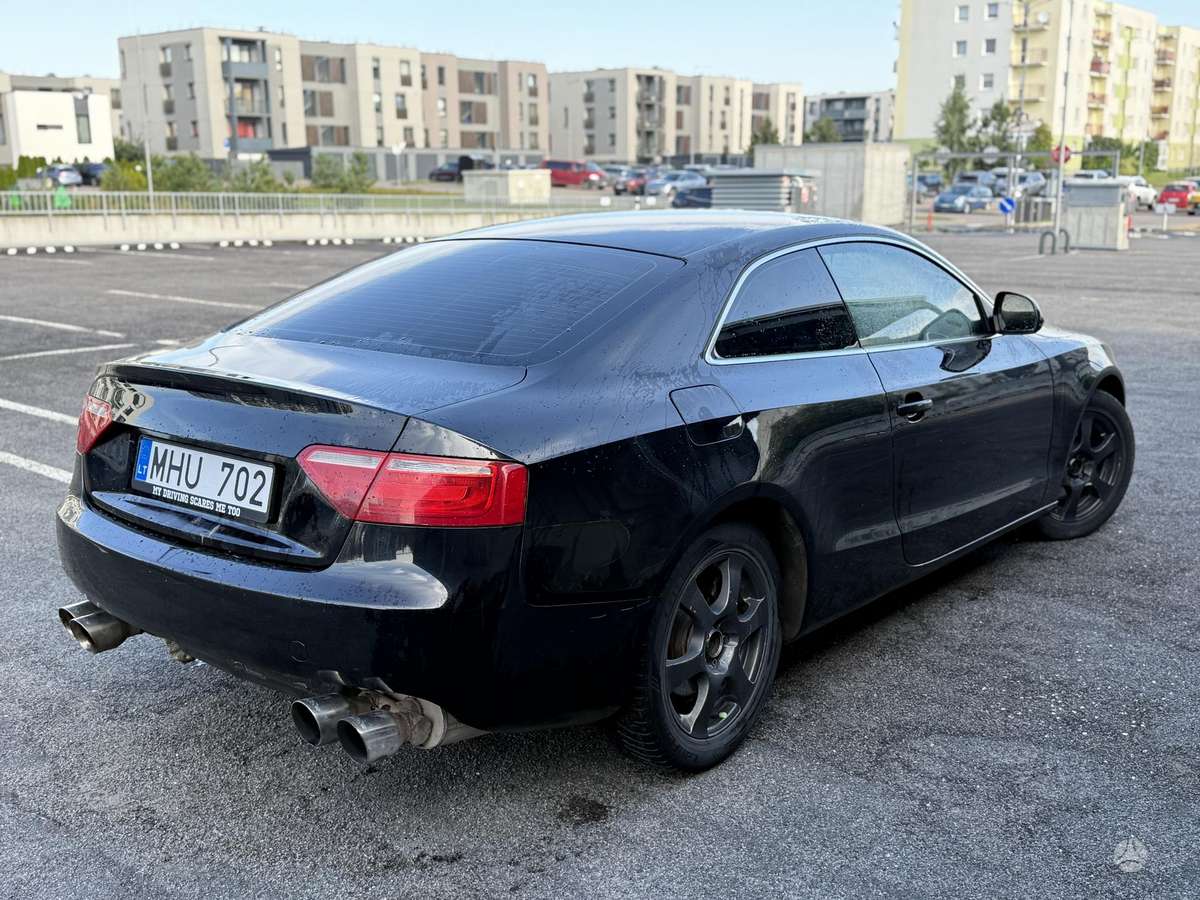Audi A5, 1.8 l., coupe