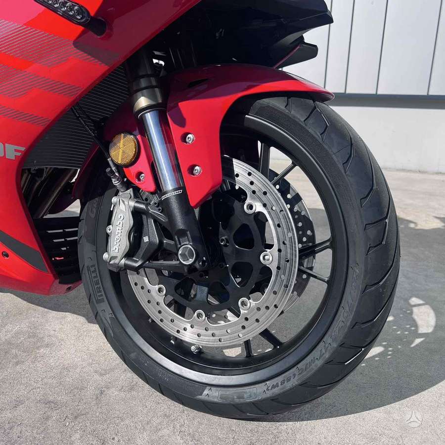 QJMOTOR SRK 800RR 778cc, superbikes